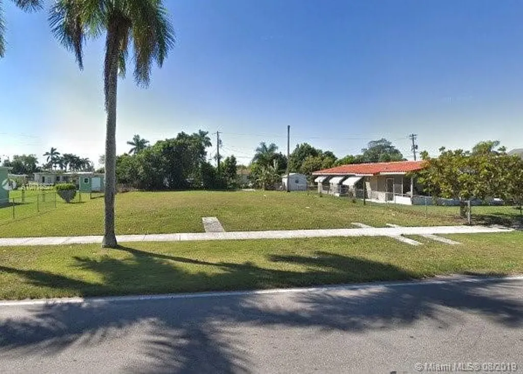 370 NE 15th Street Homestead FL 33030