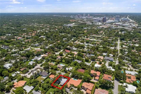 8301 SW 61st Avenue South Miami FL 33143