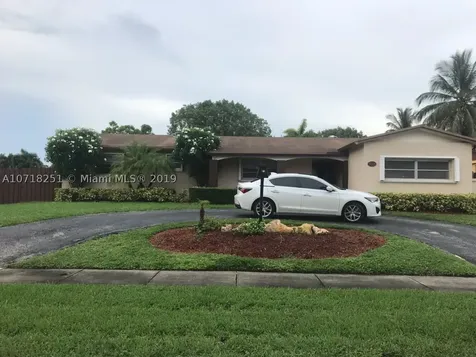 9371 SW 77th Street Miami FL 33173
