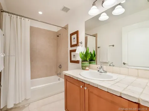2763 Coconut Avenue Miami FL 33133