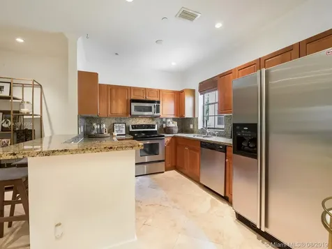 2763 Coconut Avenue Miami FL 33133
