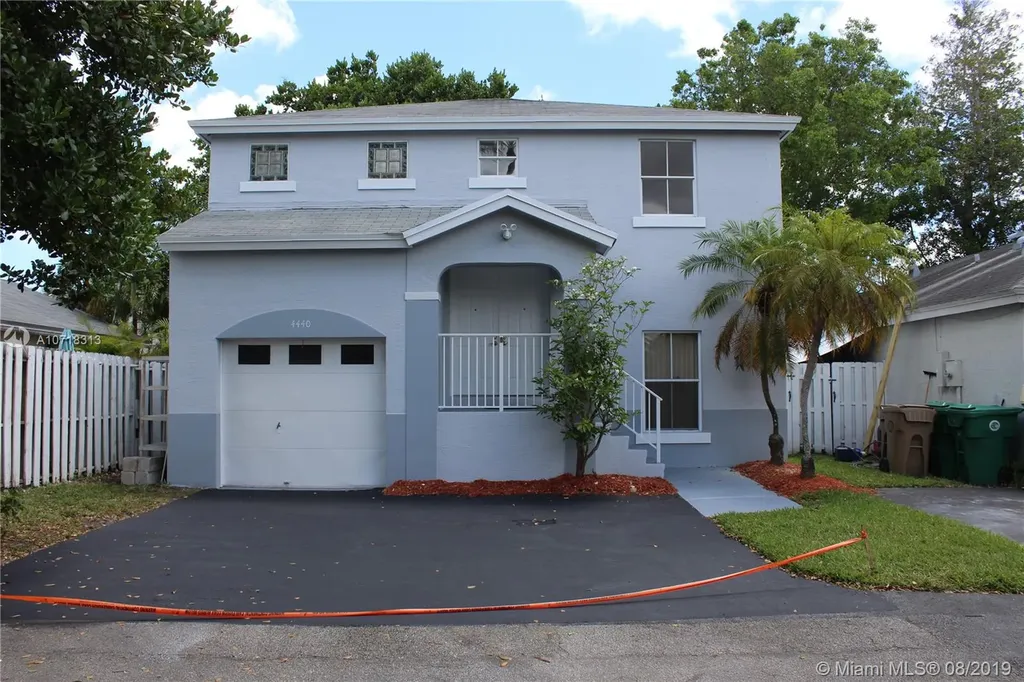 4440 SW 72nd Terrace Davie FL 33314