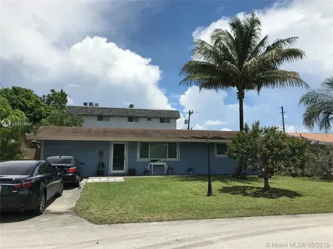 7921 NW 16th Street Pembroke Pines FL 33024