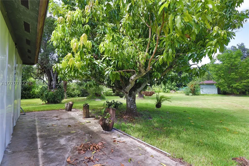 17410 SW 59th Court Southwest Ranches FL 33331