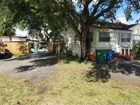 3163 NW 55th Street Miami FL 33142