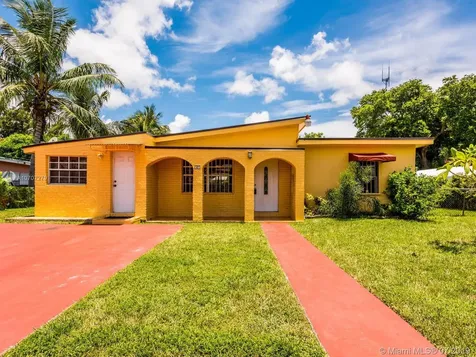 37 Marion Road West Park FL 33023