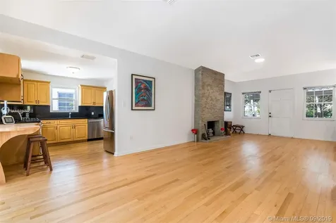 1544 Michigan Avenue Miami Beach FL 33139