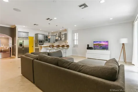 35 SW 18th Road Miami FL 33129