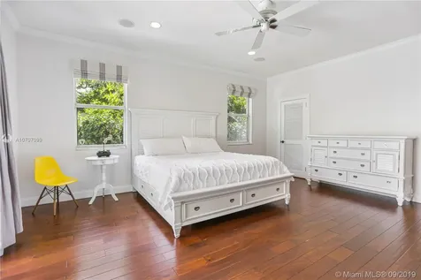 35 SW 18th Road Miami FL 33129
