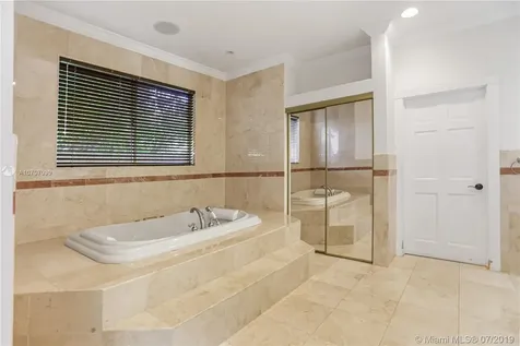 35 SW 18th Road Miami FL 33129