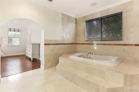 35 SW 18th Road Miami FL 33129
