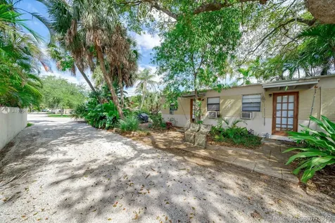 4010 SW 54th Avenue Davie FL 33314