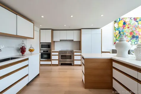 6000 Collins Avenue Miami Beach FL 33140