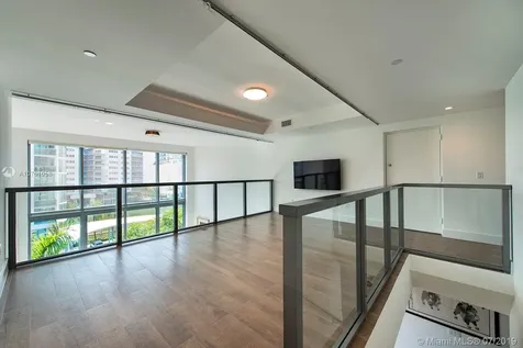 6000 Collins Avenue Miami Beach FL 33140