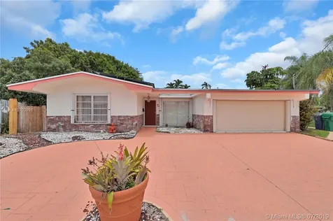 6713 Dogwood Drive Miramar FL 33023