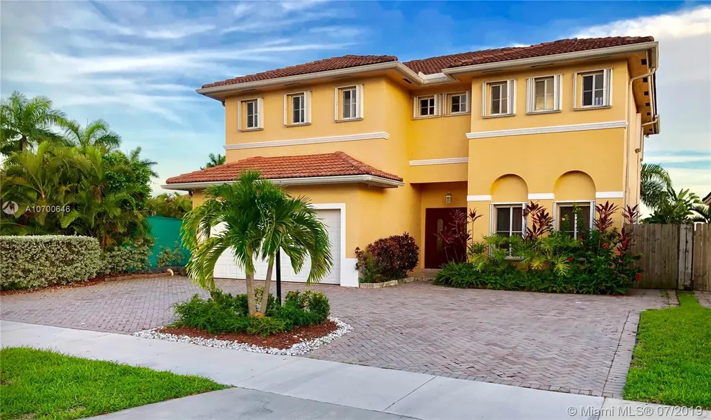 13230 SW 136th Terrace Miami FL 33186
