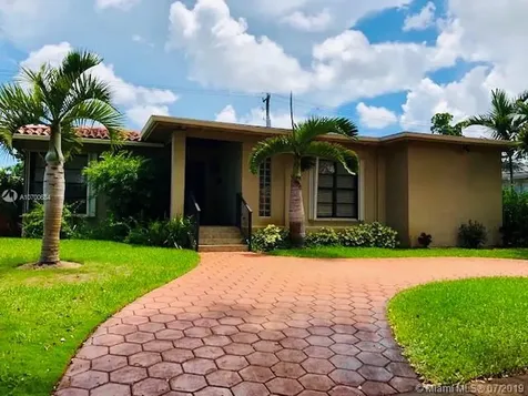 5860 SW 11th Street West Miami FL 33144