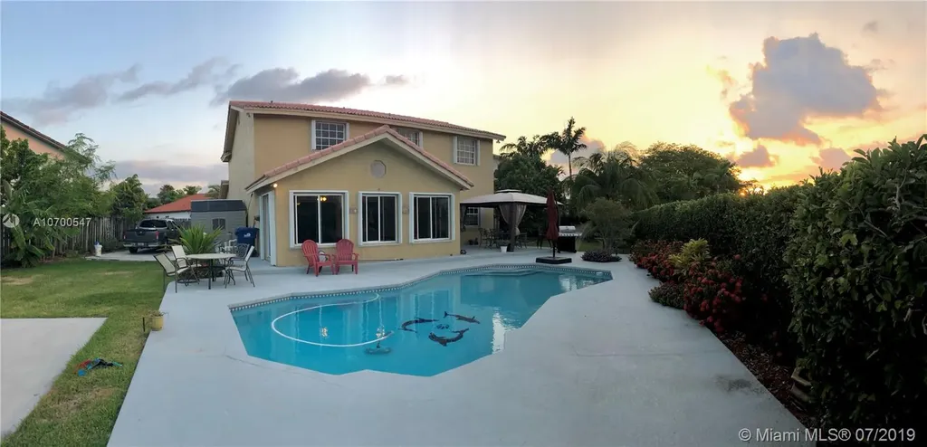8611 SW 207th Terrace Cutler Bay FL 33189