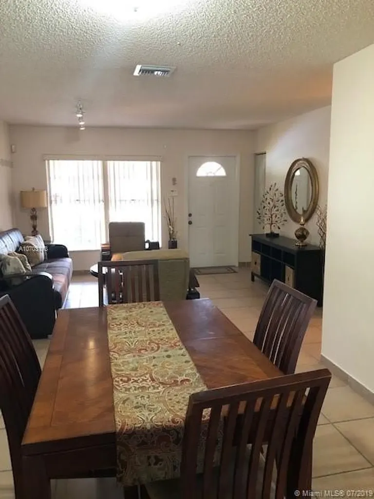 9081 NW 193rd Terrace Hialeah FL 33018
