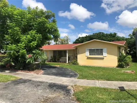 9401 SW 64th Terrace Miami FL 33173