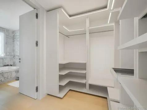 50 S Pointe Drive Miami Beach FL 33139