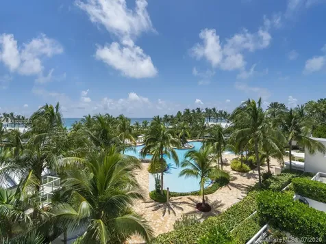50 S Pointe Drive Miami Beach FL 33139
