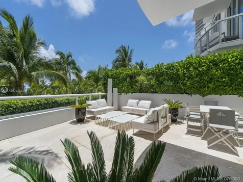 50 S Pointe Drive Miami Beach FL 33139