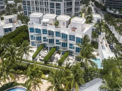 50 S Pointe Drive Miami Beach FL 33139