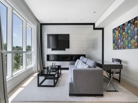 50 S Pointe Drive Miami Beach FL 33139