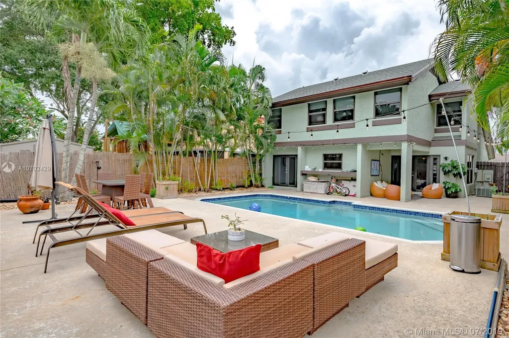 8341 SW 39th Court Davie FL 33328