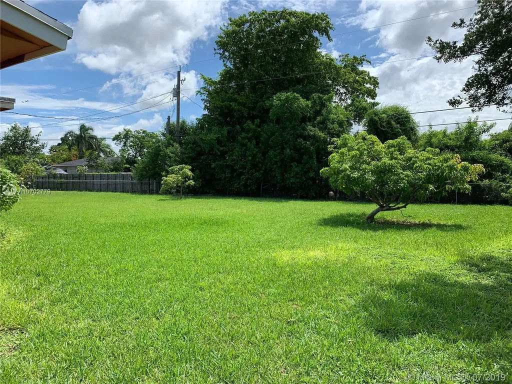 22720 SW 124th Court Miami FL 33170