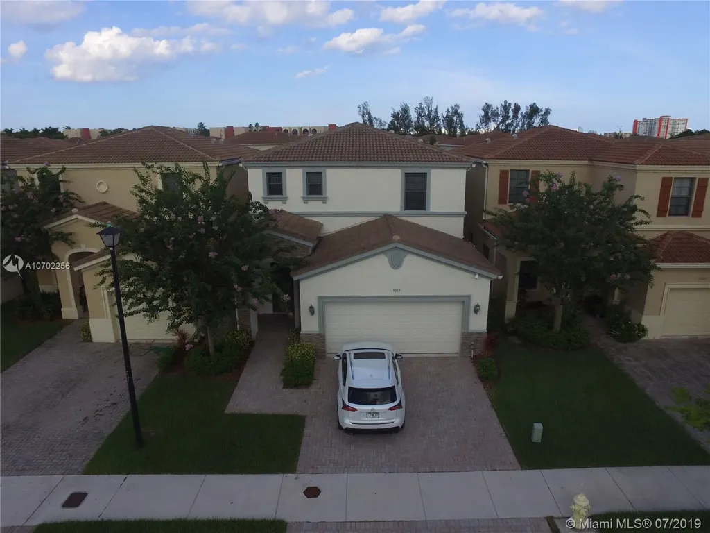 19309 NE 8th Court Miami FL 33179
