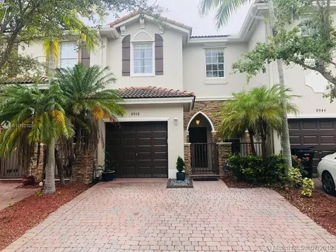 8938 SW 225th Street Cutler Bay FL 33190