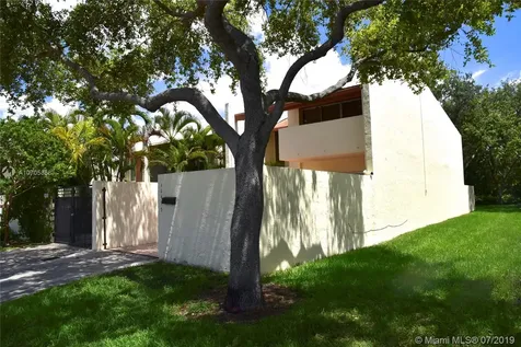 10473 SW 80th Street Miami FL 33173
