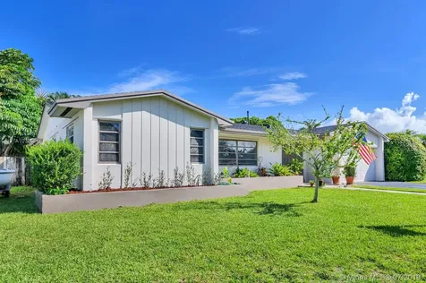 8430 SW 201st Street Cutler Bay FL 33189