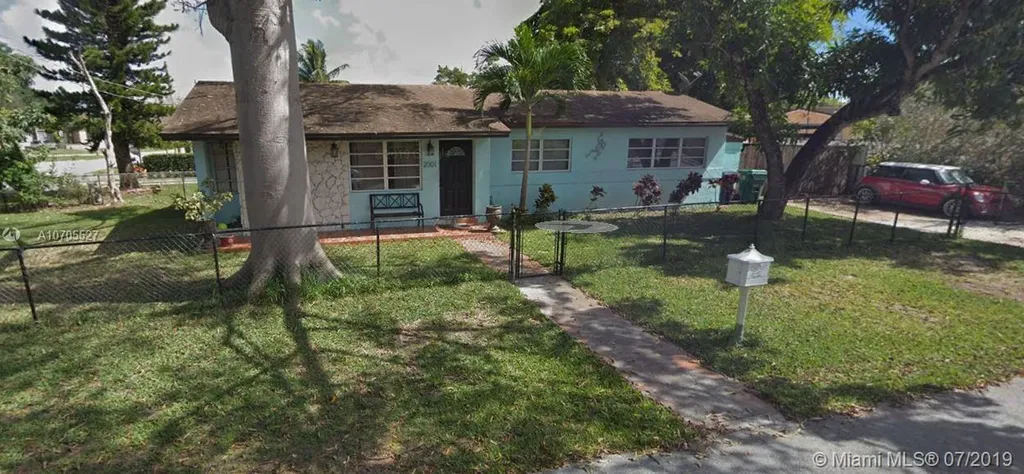 2001 SW 60th Avenue Miami FL 33155