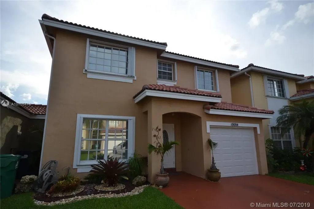 10004 SW 162nd Place Miami FL 33196
