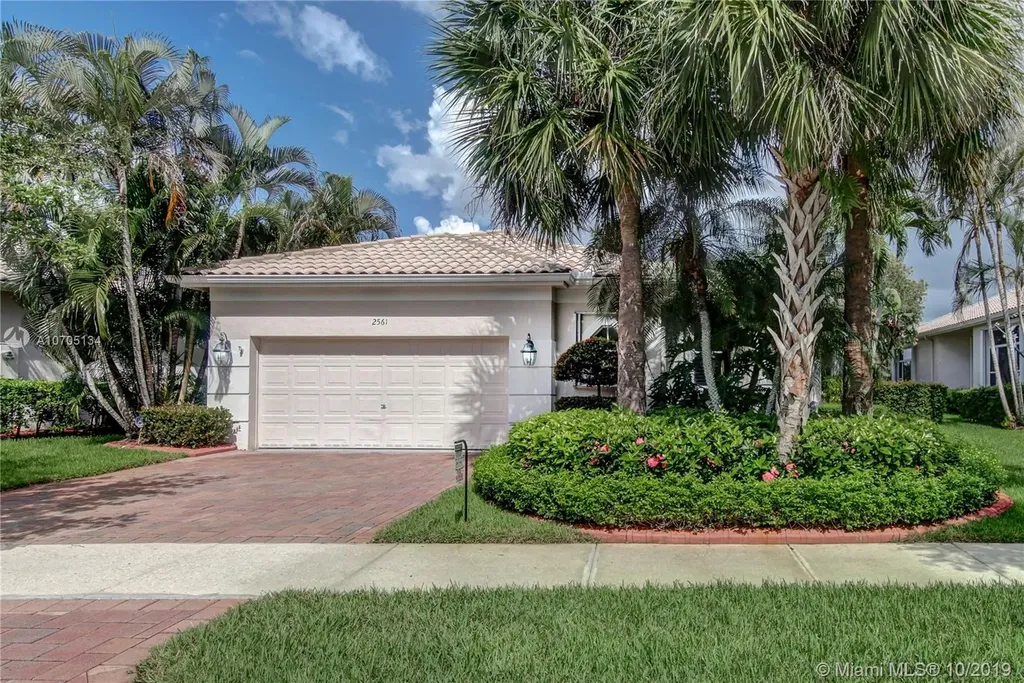 2561 Bay Pointe Drive Weston FL 33327