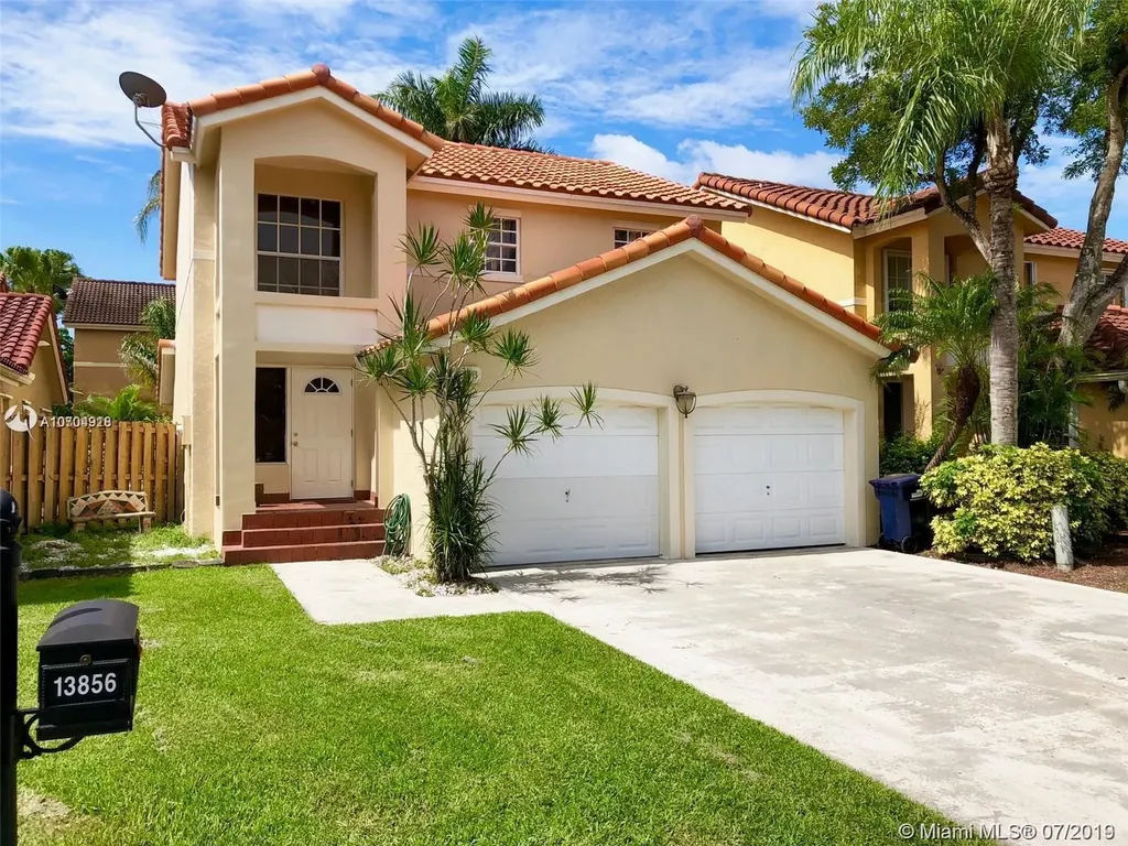 13856 SW 102nd Lane Miami FL 33186