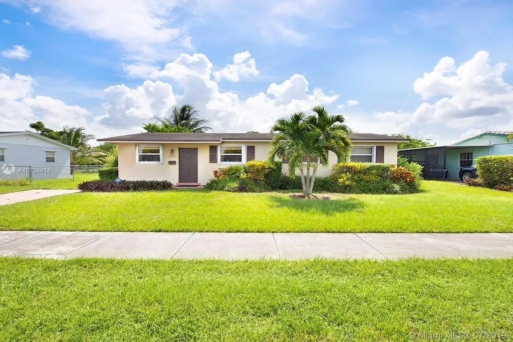 19812 SW 121st Avenue Miami FL 33177