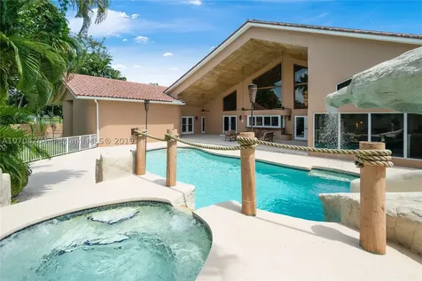 9521 SW 102nd Street Miami FL 33176