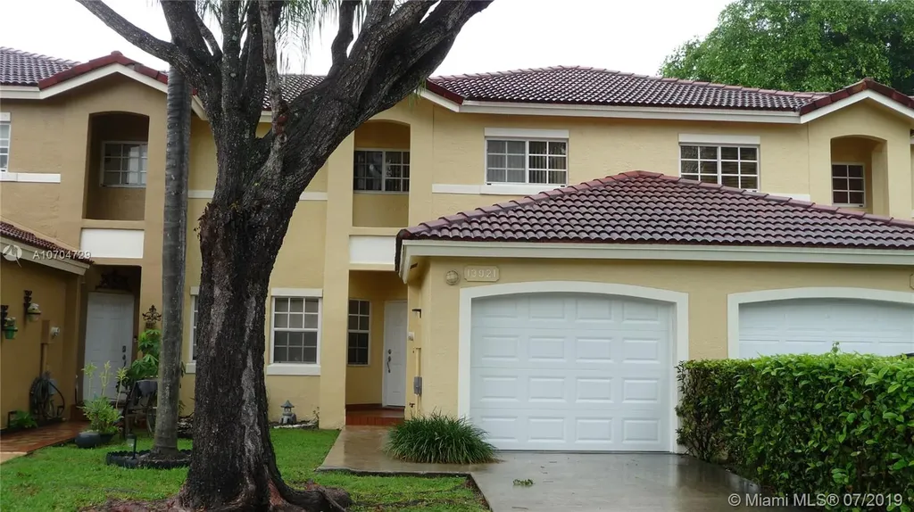 13921 SW 102nd Lane Miami FL 33186