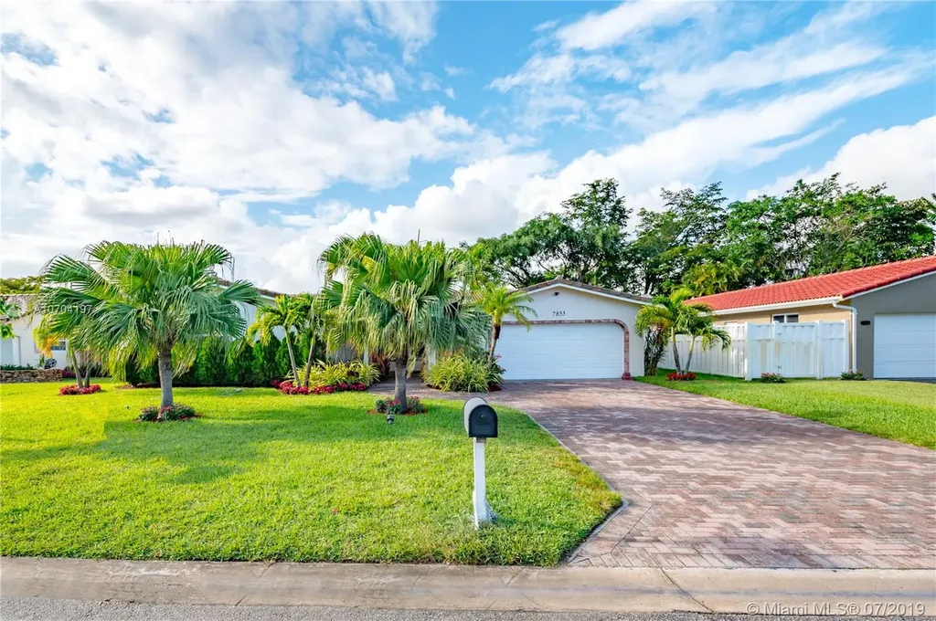 8755 NW 18th Court Coral Springs FL 33071