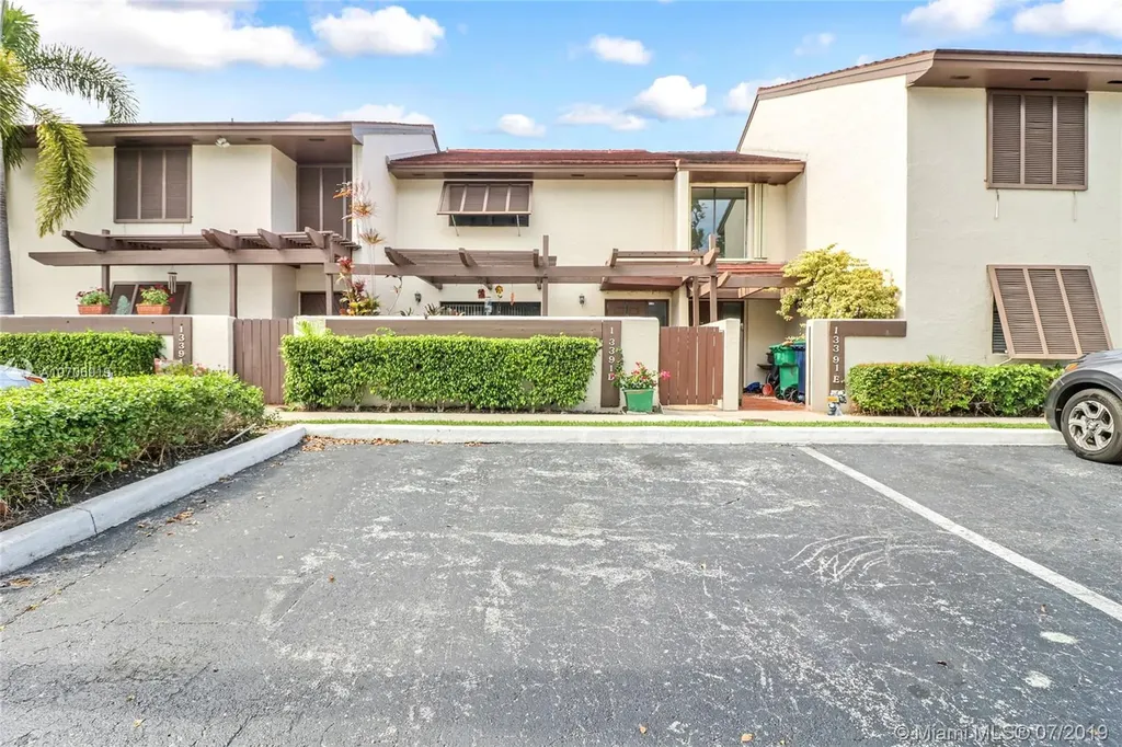13391 SW 91st Terrace Miami FL 33186