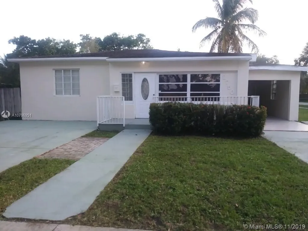 2750 Washington Street Hollywood FL 33020