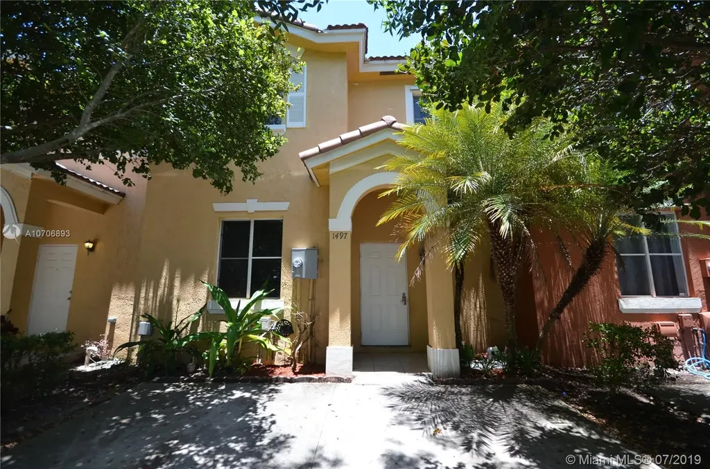 1497 SW 1st Street Homestead FL 33030