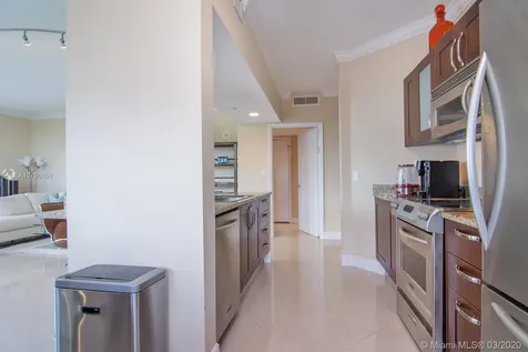 19900 E Country Club Drive Aventura FL 33180