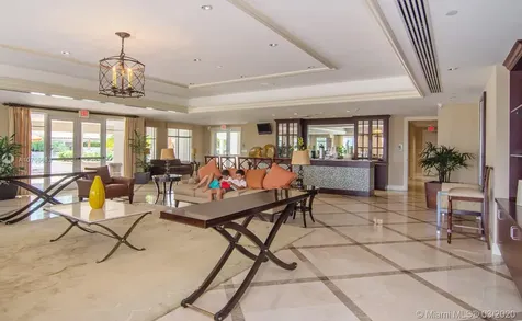 19900 E Country Club Drive Aventura FL 33180