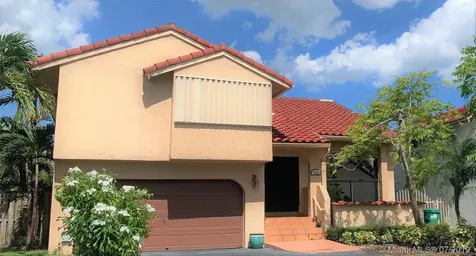 7147 SW 103rd Court Circle Miami FL 33173