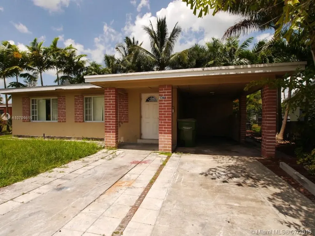 1022 NW 2nd Avenue Homestead FL 33030